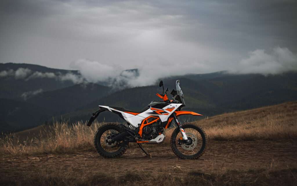 引進奧地利頂尖重機 KTM，開創品牌新局